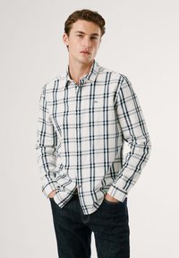 Рубашка Рубашка