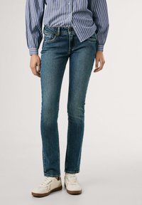 Джинсы Джинсы