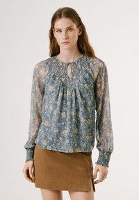 Шифоновая блузка Шифоновая блузка