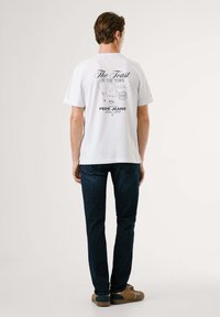 Футболка Футболка