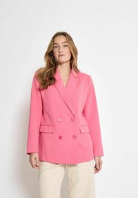 Блейзер Блейзер