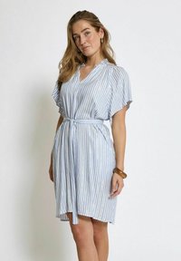 Платье Платье