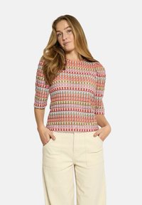 Футболка Футболка