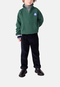 Пуловер Пуловер