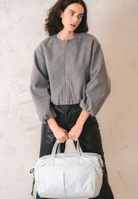 Дорожная сумка Дорожная сумка