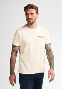 Футболка Футболка