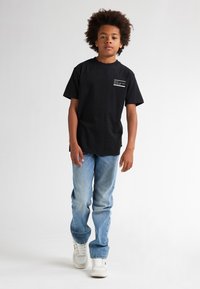 Футболка Футболка