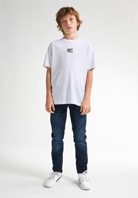 Футболка Футболка