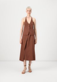 Короткая куртка Короткая куртка