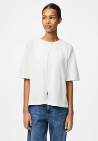 Жилет Жилет