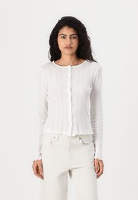 Вязаная кофта Вязаная кофта