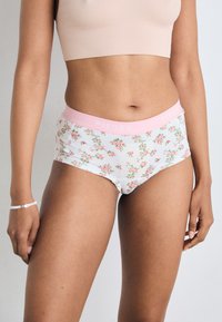 Трусы шортики Трусы шортики