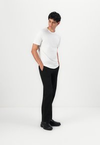 Футболка Футболка