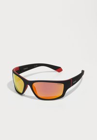 Солнечные очки Солнечные очки