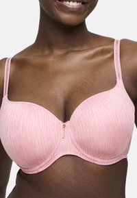 Бюстгальтер на косточках Бюстгальтер на косточках