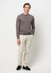 Чиносы Чиносы