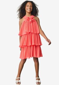 Платье Платье