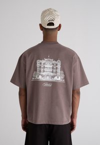 Футболка Футболка