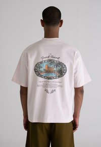 Футболка Футболка