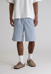 Шорты Шорты