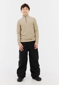 Пуловер Пуловер