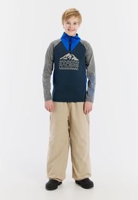 Пуловер Пуловер