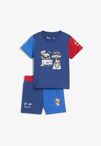 Спортивные шорты Спортивные шорты