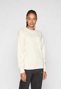 Спортивная толстовка Спортивная толстовка