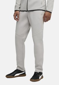 Спортивные штаны Спортивные штаны