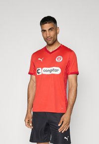 Спортивная форма Спортивная форма