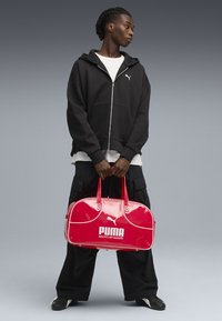 Дорожная сумка Дорожная сумка