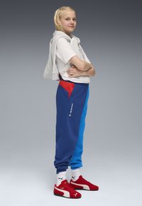 Спортивные штаны Спортивные штаны