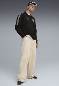 Спортивная кофта Спортивная кофта