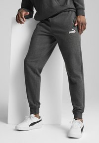 Спортивные штаны Спортивные штаны