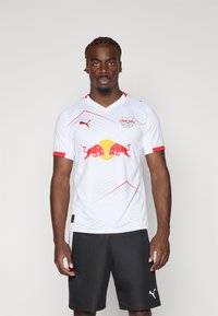 Спортивная форма Спортивная форма