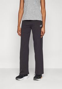 Спортивный костюм Спортивный костюм