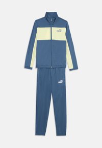 Спортивный костюм Спортивный костюм