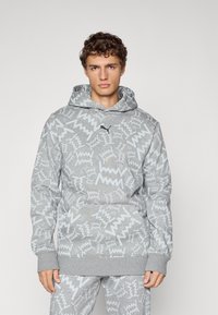 Спортивная кофта Спортивная кофта