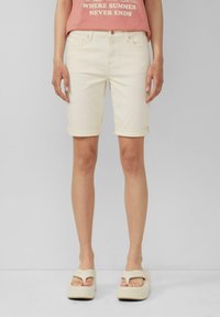 Джинсовые шорты Джинсовые шорты