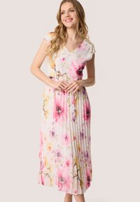 Платье Платье