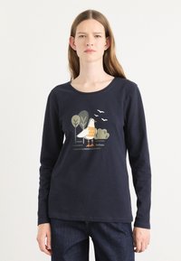 Лонгслив Лонгслив