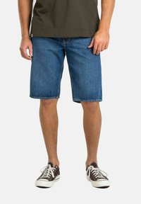 Шорты Шорты