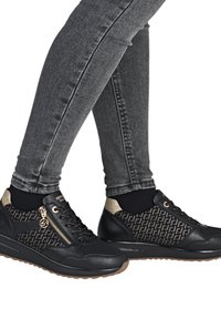 Сникерсы Сникерсы