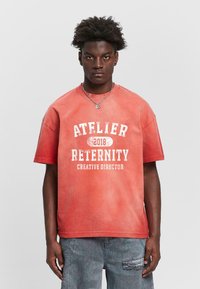 Футболка Футболка