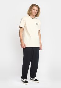 Футболка Футболка