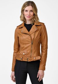 Короткая куртка Короткая куртка