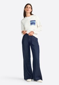 Толстовка Толстовка