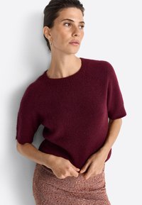 Футболка Футболка