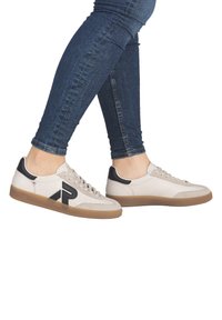 Сникерсы Сникерсы