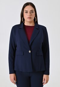 Костюм Костюм